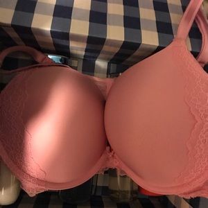 💕 Victoria’s Secret Pretty Pink Bra Size 36 D 💕
